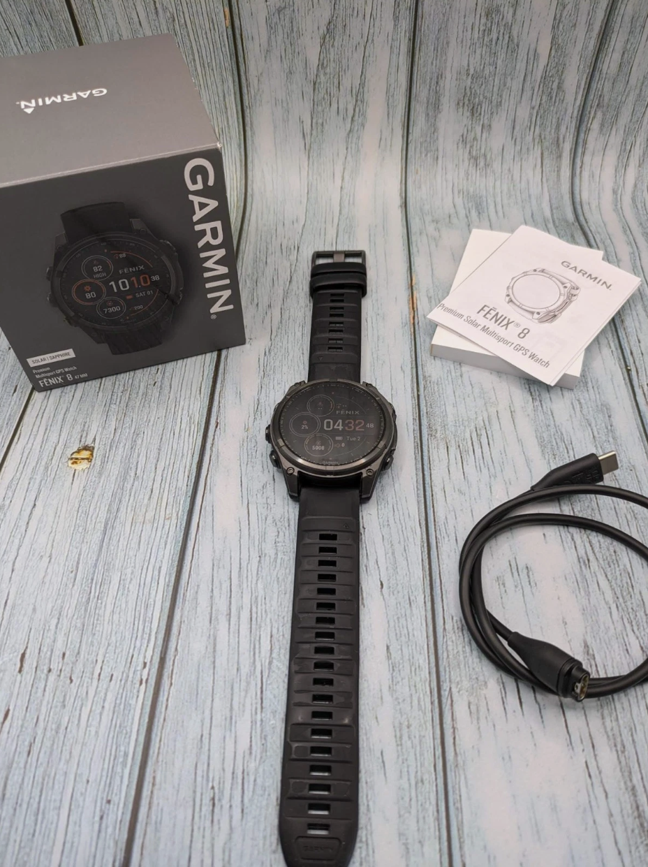 Garmin Fenix 8 Solar Sapphire Titanium 47mm (Carbon grey DLC with grey band) NEW - Image 2
